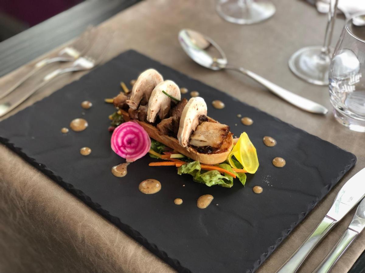 Hotel Restaurant Du Parc Saumur Logis Elegance Экстерьер фото